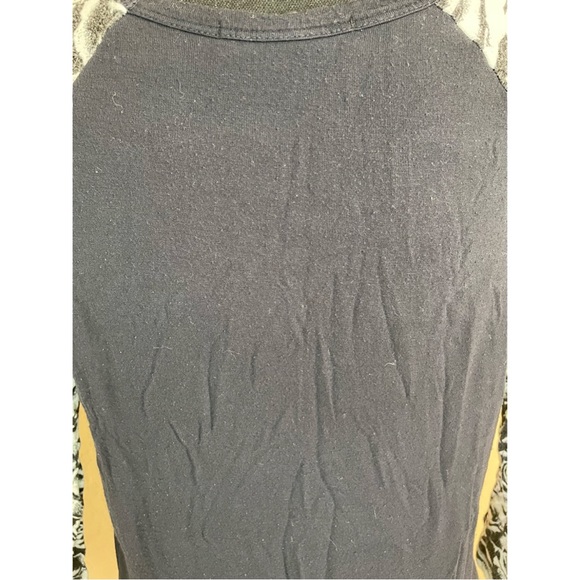 Sale 3 for $10 - Rose Color Block 3/4 Sleeve Top with Rose Design Pocket - Picture 5 of 8